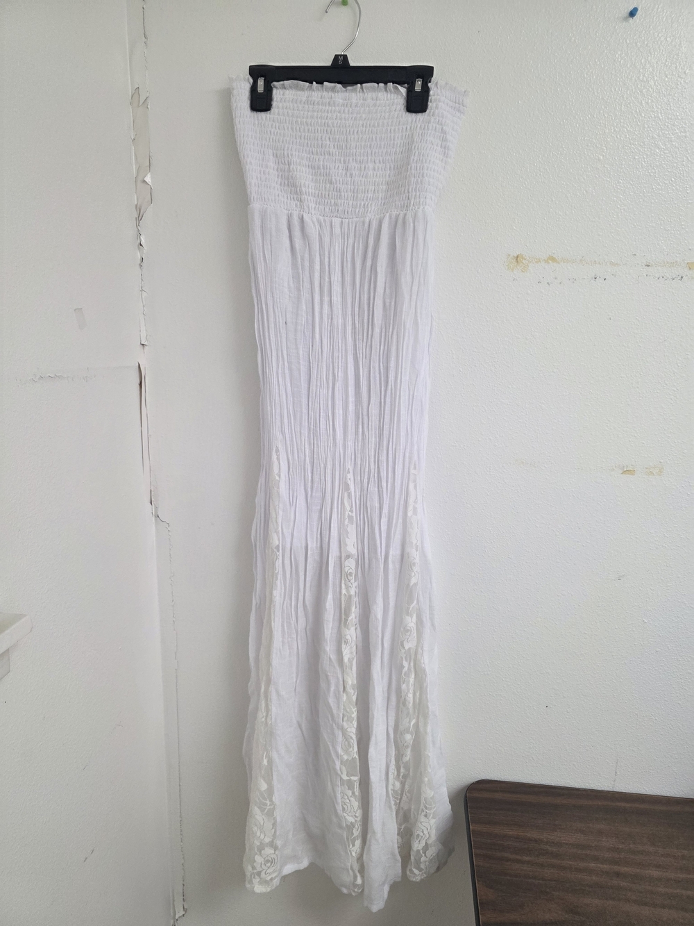 VENUS White Strapless Smocked Maxi Dress (0601)